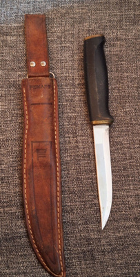 Fiskars puukko
