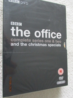 THE OFFICE - SERIES 1 AND 2 (4 x DVD) AND CHRISTMAS SPECIALS