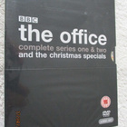 THE OFFICE - SERIES 1 AND 2 (4 x DVD) AND CHRISTMAS SPECIALS - pikkukuva 1