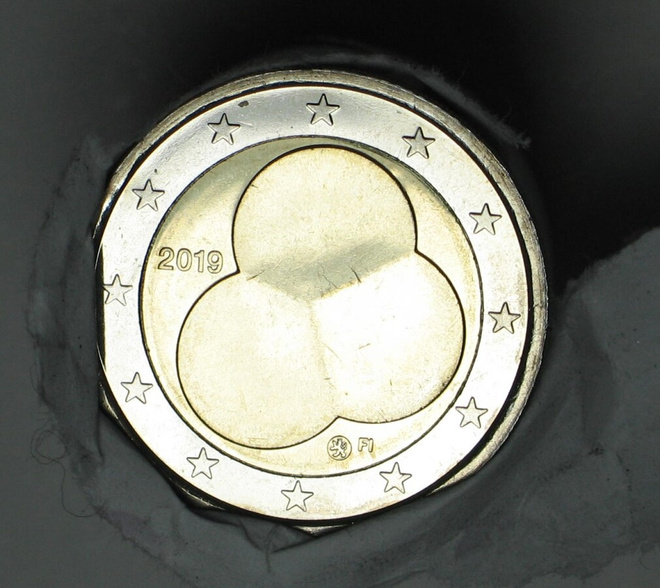 2019 Suomi 2€ juhlakolikko Hallitusmuoto UNC