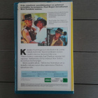 VHS: Crocodile Dundee II/ Krokotiilimies II (Paul Hogan 1988 - pikkukuva 2