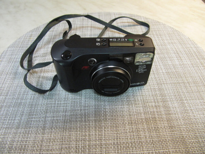 Minolta Riva Zoom kamera.