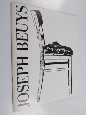 Joseph Beuys : piirustuksia, veistoksia, vitriinejä : vei...