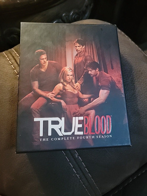 TRUE BLOOD:THE COMPLETE FOURTH SEASON BLURAY