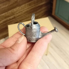 Nukkekoti miniatyyri kastelukannu 1:12 - pikkukuva 2