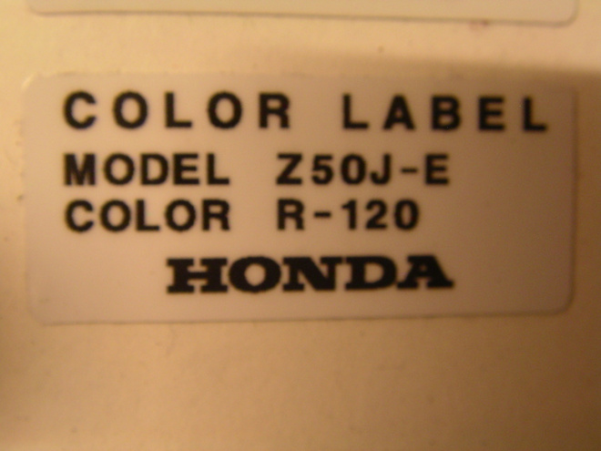 honda monkey -84-86 oranssi värikoodi tarra R-120