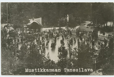 Mustikkamaa. Tanssilava