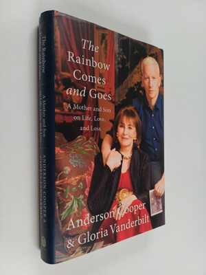 Anderson Cooper ym. : The Rainbow Comes and Goes - A Moth...