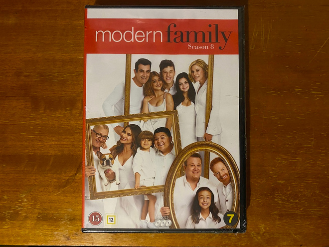 Moderni perhe Kausi 8 DVD