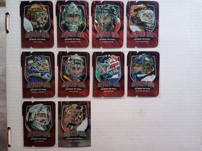 2011-12 Between The Pipes Masked Men Ruby Die Cuts alk. 2€