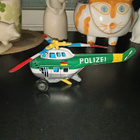 Vanha peltinen poliisi helikopteri - pikkukuva 2