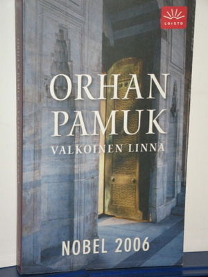 Orhan Pamuk : VALKOINEN LINNA