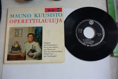Mauno Kuusisto single