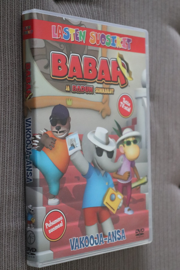 DVD Babar ja Badun seikkailut: Vakooja-ansa (2010)