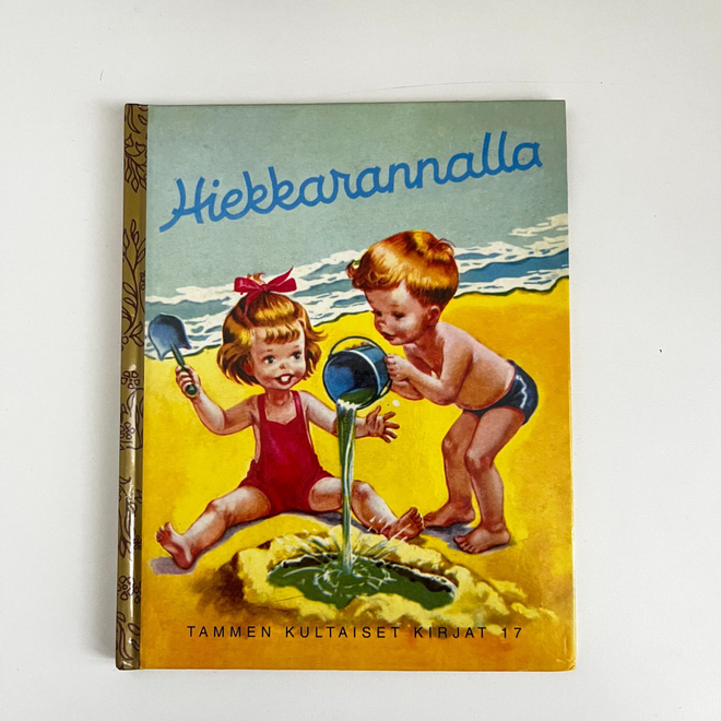 Tammen kultaiset kirjat 17 - Hiekkarannalla