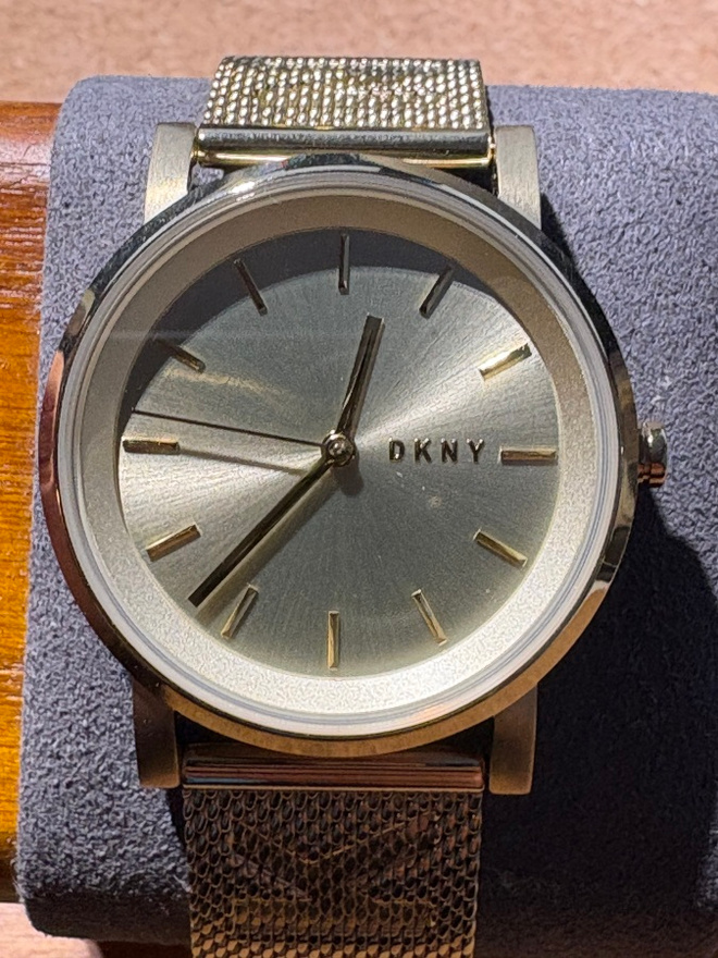 DKNY NY2621 kultasävyinen naisten rannekello