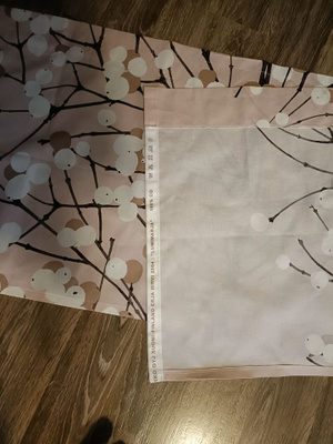 Marimekko Lumimarja-kappaverho tankokujalla