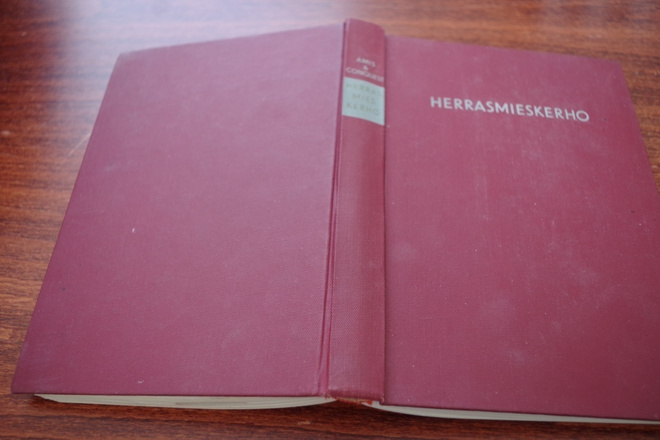 Kingsley Amis: Herrasmieskerho (1966)