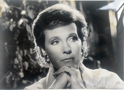 Pressikuva: Elämänmenoa (Julie Andrews)