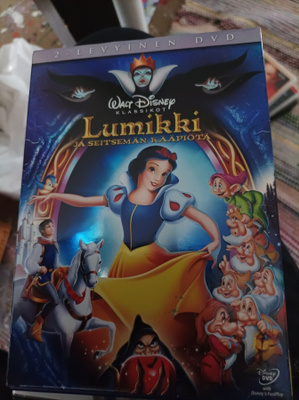 Lumikki ja seitsemän kääpiötä
