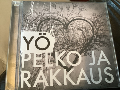 YÖ / PELKO JA RAKKAUS cd.