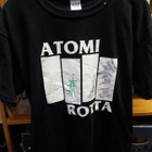 ATOMIROTTA T-PAITA KOKO BÄNDIN NIMMAREILLA - pikkukuva 1