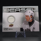 2010-11 UPPER DECK SERIES 1 WAYNE GRETZKY GAME-USED JERSEY - pikkukuva 1