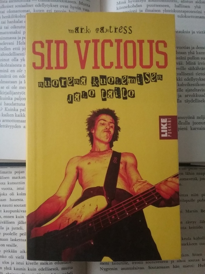 Paytress - Sid Vicious: nuorena kuolemisen jalo taito (nid.)