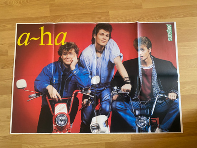 A-ha julisteet + keräilykuva + tarra