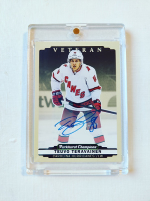 Teuvo Teräväinen - 22-23 Parkhurst Champions Autograph