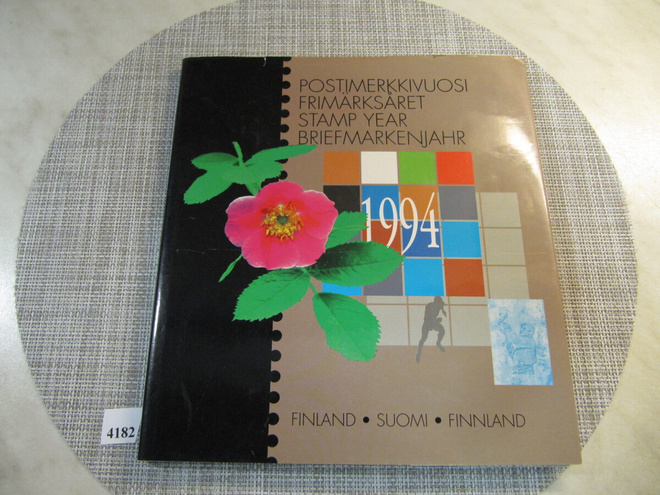 Postimerkkivuosi kirja 1994.