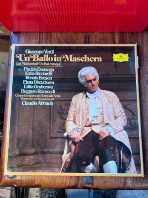Giuseppe Verdi - Un Ballo In Maschera 3 x Lp boksi