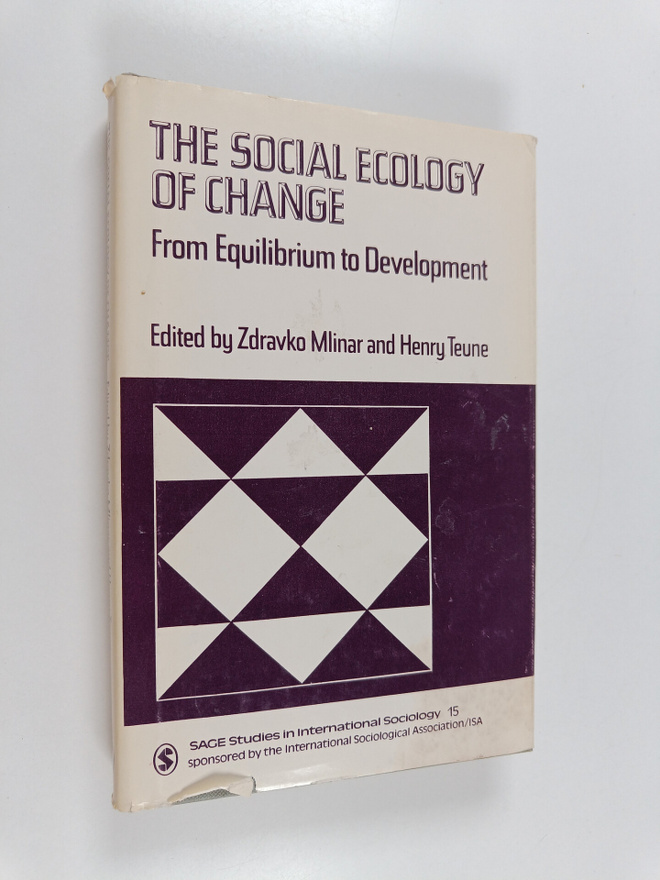 The social ecology of change : from equilibrium to develo...