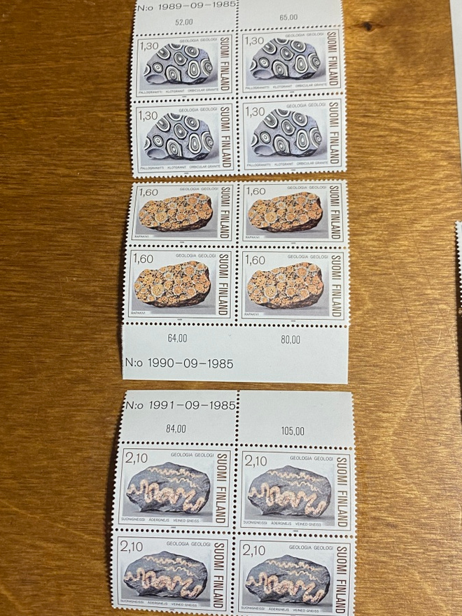 GEOLOGIA SARJA NELIÖT NUMERO MARGINAALILLA**