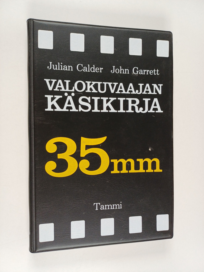 Julian Calder : Valokuvaajan käsikirja 35 mm