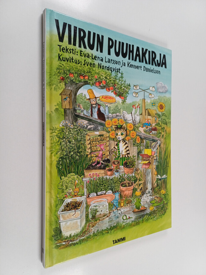 Eva-Lena Larsson ym. : Viirun puuhakirja