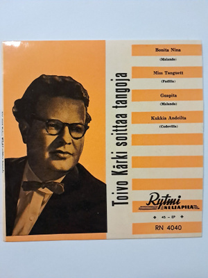 Toivo Kärki – Toivo Kärki Soittaa Tangoja, V.1956 VAIN KANSI