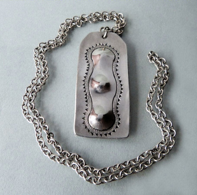 Uniikki kaulariipus: Anne C. Packness, Made in Denmark