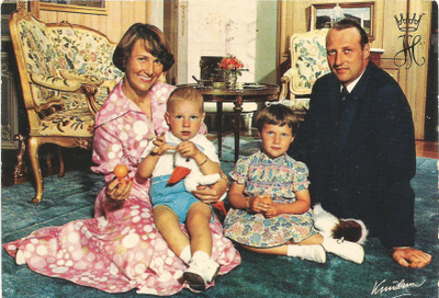 Norjan kuningasperhe 1976 kortti