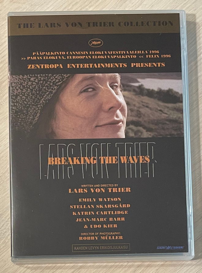 Breaking the Waves – aallonmurtaja (2DVD) Erikoisjulkaisu