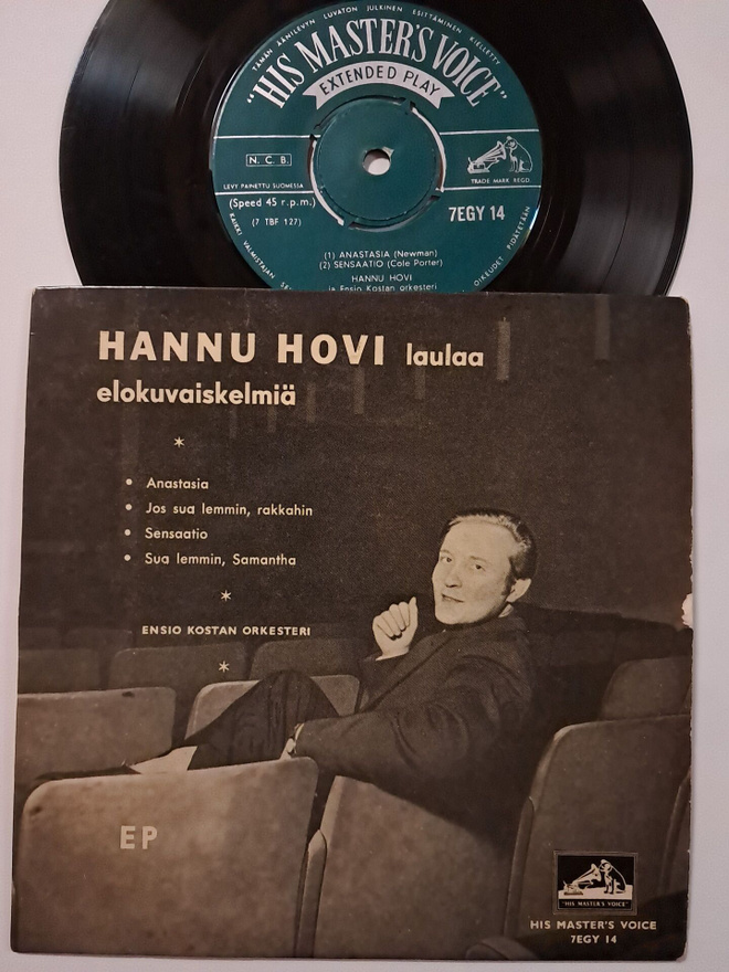 Hannu Hovi – Hannu Hovi Laulaa Elokuvaiskelmiä EP, V.1957