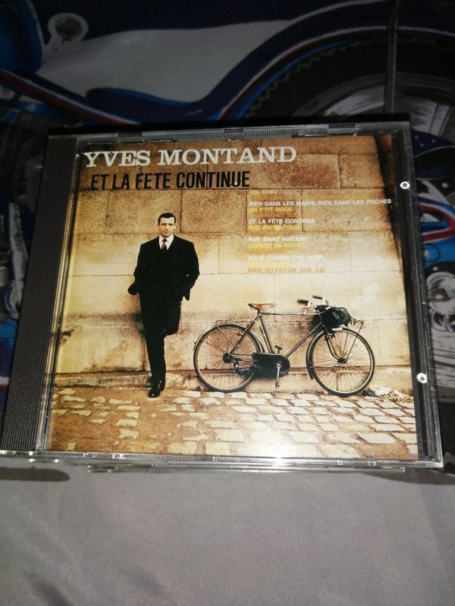 Yves Montand Et La Fete Continue