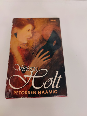 Victoria Holt; Petoksen naamio