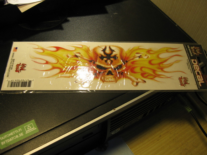 tarra Flaming Skull Center