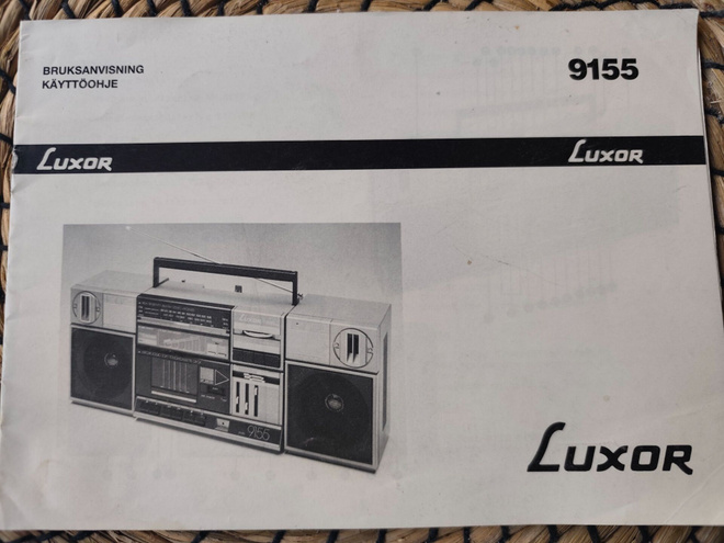 Luxor 9155 kasetti- ja radiosoitin käyttöohje