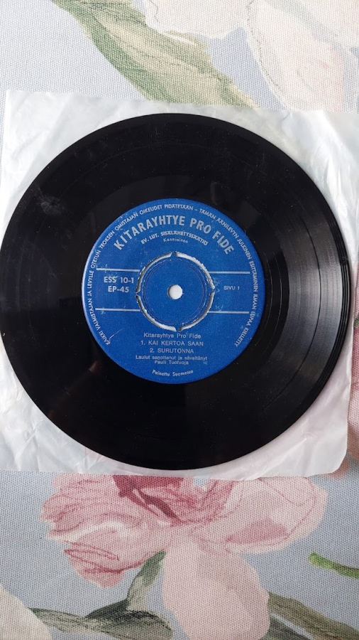 7” Koivistolaiset: Waikikin mies / On siitä aikaa