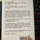 C. G. Jung: Flying Saucers - pikkukuva 2
