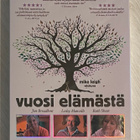 Mike Leigh: VUOSI ELÄMÄSTÄ (2010) uusi ja muoveissa - pikkukuva 1