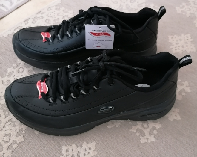 Skechers city tennarit 41 (42)