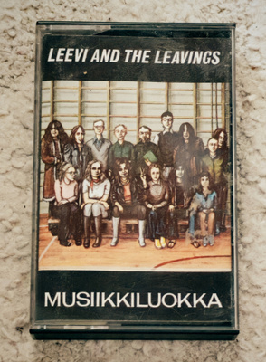 Leevi And The Leavings – Musiikkiluokka (c-kasetti)